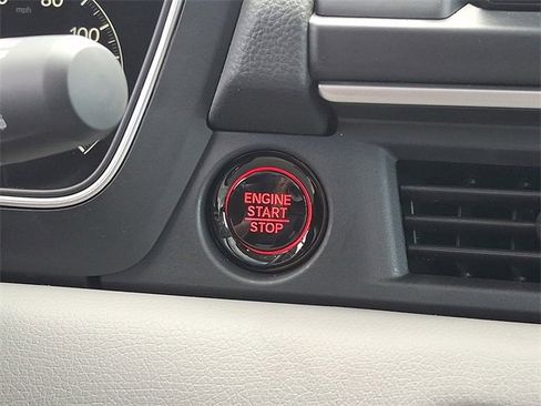 New 2025 Honda Pilot Touring image 21