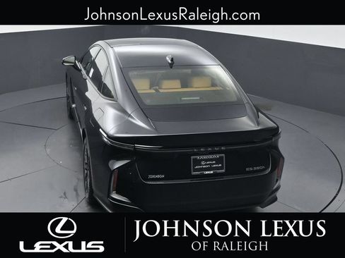 New 2026 Lexus ES 350h FWD image 27
