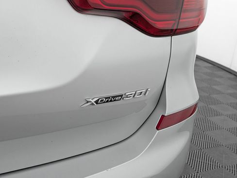Used 2019 BMW X3 xDrive30i w/ Driving Assistance Package image 11