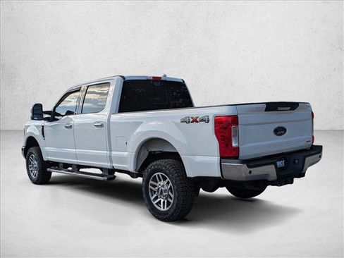 Used 2019 Ford F250 Lariat w/ Lariat Value Package image 8