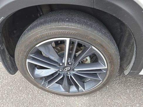 Used 2023 INFINITI QX50 Sport FWD image 10