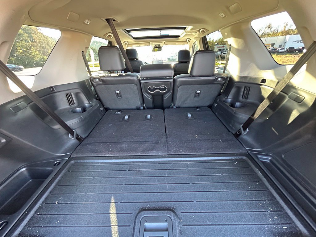 Used 2025 Honda Pilot Touring image 9
