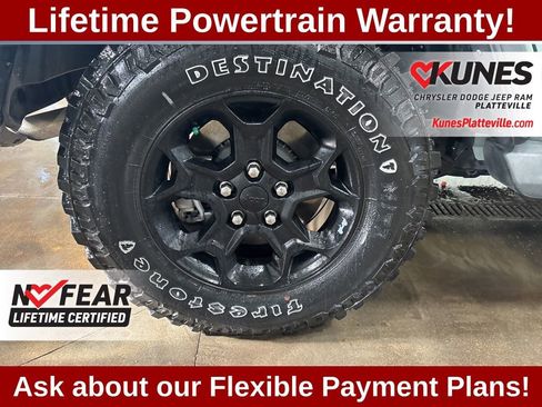 Used 2023 Jeep Wrangler Unlimited w/ Sun & Screen Package image 13