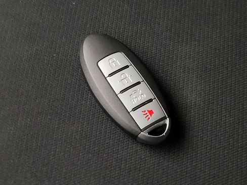 Used 2022 Nissan Sentra SV w/ Lighting Package image 32