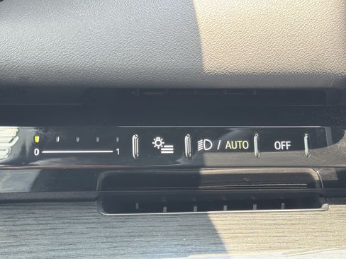 Used 2026 BMW 530i xDrive AWD/4WD image 12