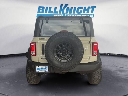 New 2025 Ford Bronco 4-Door image 4