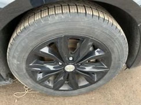 Used 2019 Chevrolet Malibu LT FWD image 14