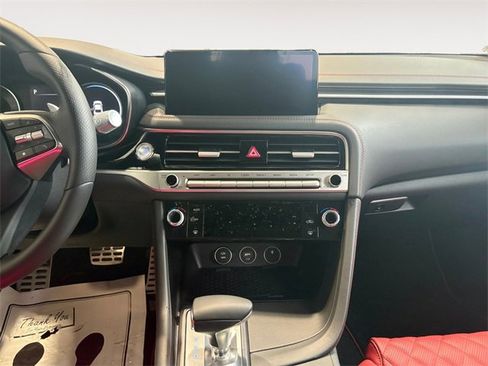 Used 2025 Genesis G70 3.3T Advanced w/ Sport Prestige Package image 9