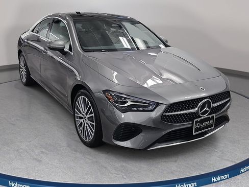 Used 2024 Mercedes-Benz CLA 250 4MATIC image 4
