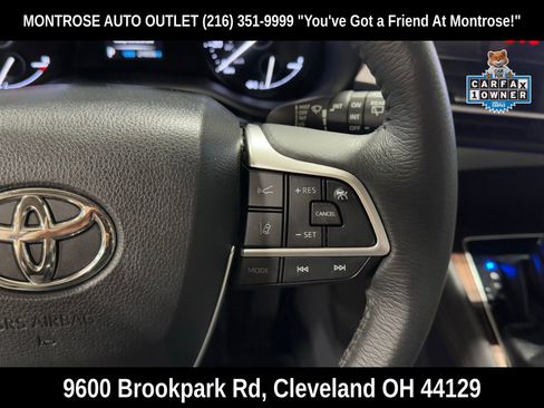 Used 2023 Toyota Sienna XLE image 19