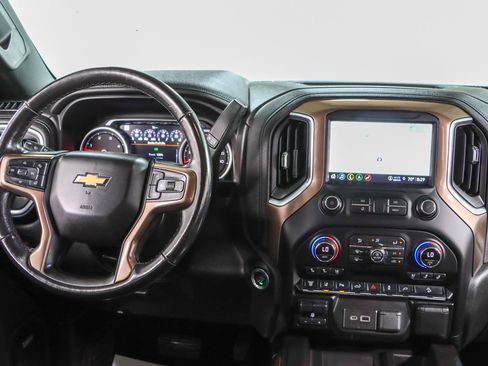 Used 2021 Chevrolet Silverado 2500 High Country w/ Z71 Off-Road Package AWD/4WD image 18
