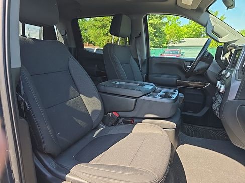Used 2020 GMC Sierra 1500 SLE w/ SLE Value Package AWD/4WD image 9