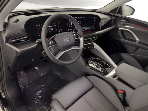 New 2025 Audi Q5 Premium Plus AWD/4WD image 4