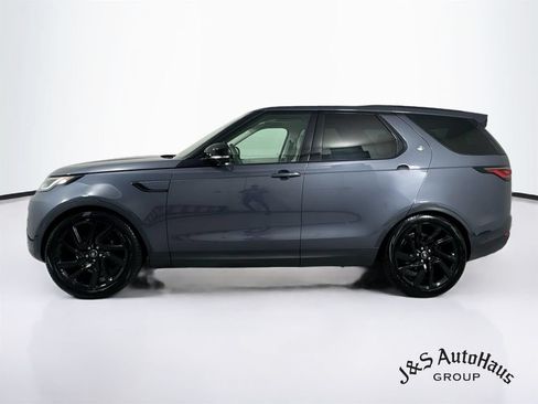 Used 2024 Land Rover Discovery S AWD/4WD image 4