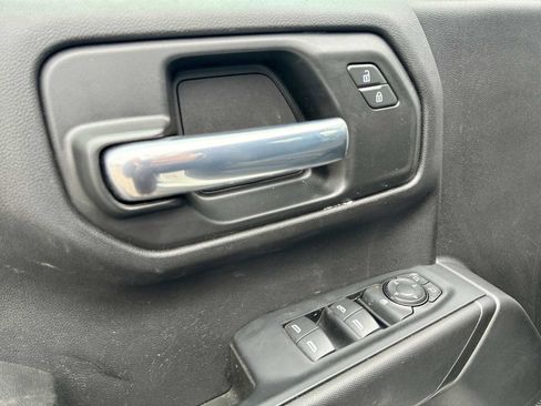 Certified 2023 Chevrolet Silverado 1500 Custom image 22