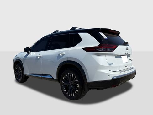 New 2026 Nissan Rogue Platinum w/ Platinum Premium Package image 3