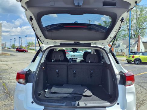 Certified 2023 Chevrolet TrailBlazer LT FWD image 9