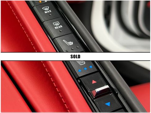 Used 2022 Chevrolet Corvette Stingray Premium Conv w/ Z51 Performance Package RWD image 28