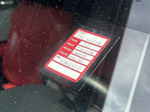 Used 2022 Toyota Corolla LE FWD image 7