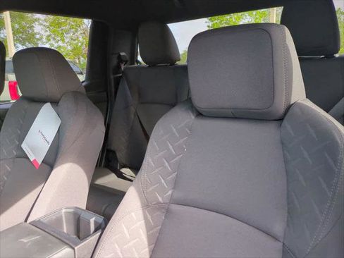 Certified 2026 Toyota Tacoma SR5 image 8