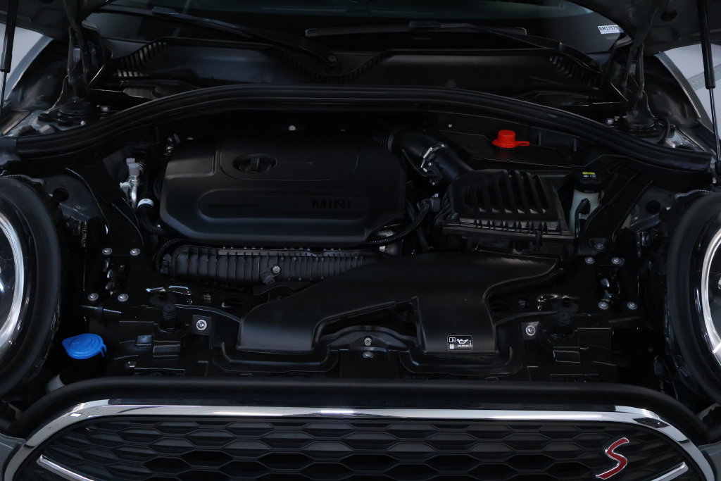 Used 2022 MINI Cooper Clubman S AWD/4WD image 35