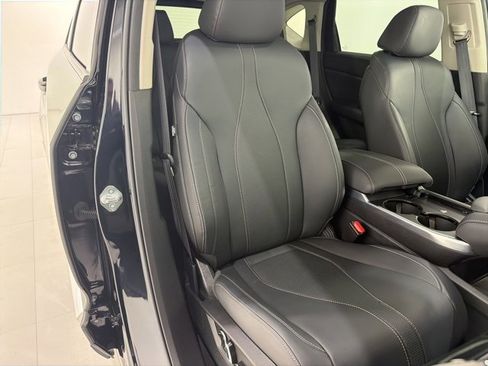 Certified 2025 Acura RDX w/ Technology Package image 19