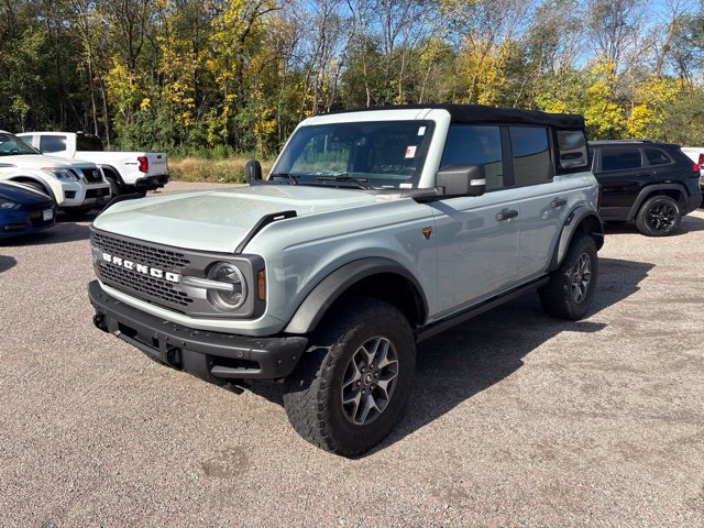 Used 2022 Ford Bronco Badlands AWD/4WD image 3