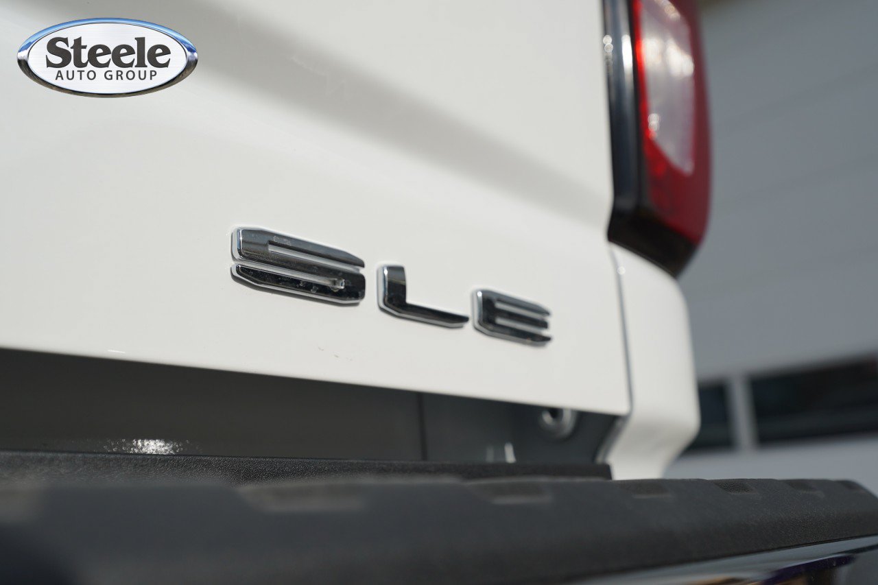 New 2026 GMC Sierra 2500 SLE w/ SLE Value Package; AWD/4WD image 21