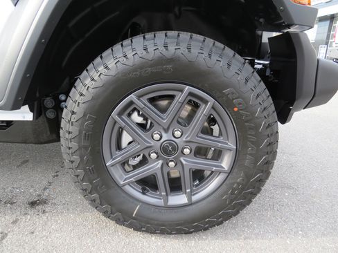 New 2026 Jeep Wrangler Sport S image 10