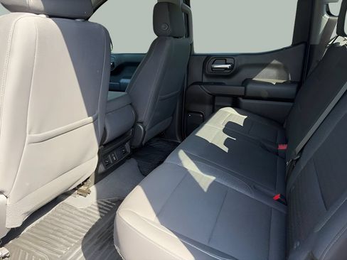 Used 2023 Chevrolet Silverado 1500 Custom AWD/4WD image 17
