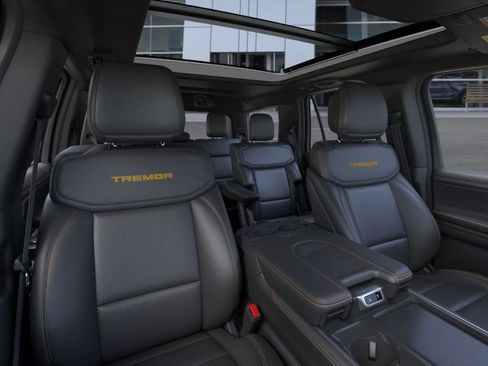 New 2026 Ford Expedition Tremor image 38