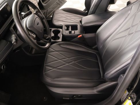 Used 2025 Ford Mustang Mach-E Select RWD image 10