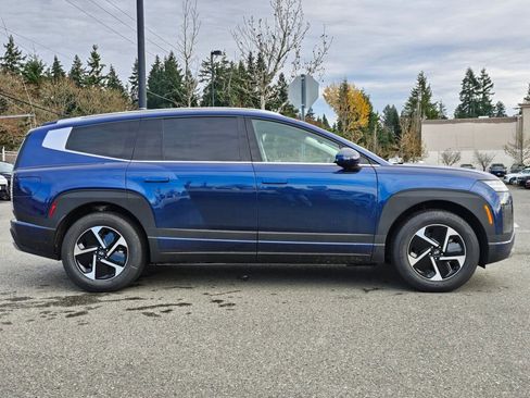 New 2026 Hyundai Ioniq 9 S image 8