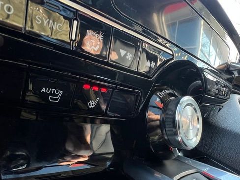 Used 2023 Acura MDX SH-AWD image 8