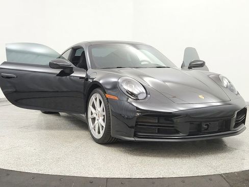 Used 2025 Porsche 911 Carrera RWD image 12