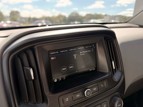 Used 2020 Chevrolet Colorado W/T w/ WT Convenience Package RWD image 29