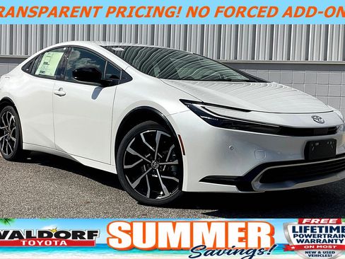 New 2026 Toyota Prius Plug-In Hybrid FWD image 1