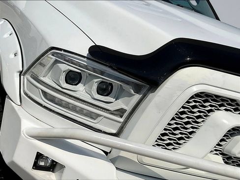 Used 2015 RAM 2500 Laramie w/ Convenience Group AWD/4WD image 33