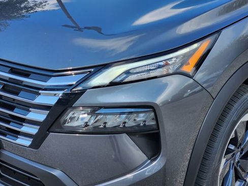 New 2026 Nissan Rogue SV image 6