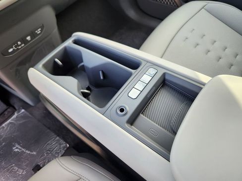 New 2026 Kia EV9 Wind image 19