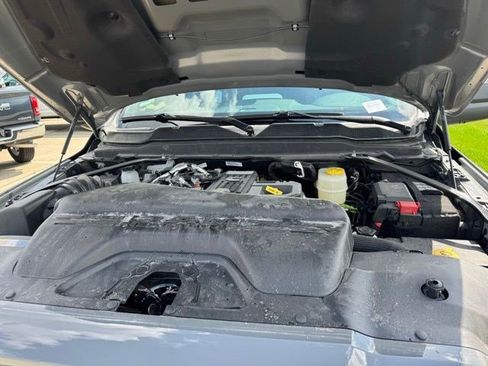 New 2026 RAM 2500 Laramie AWD/4WD image 41