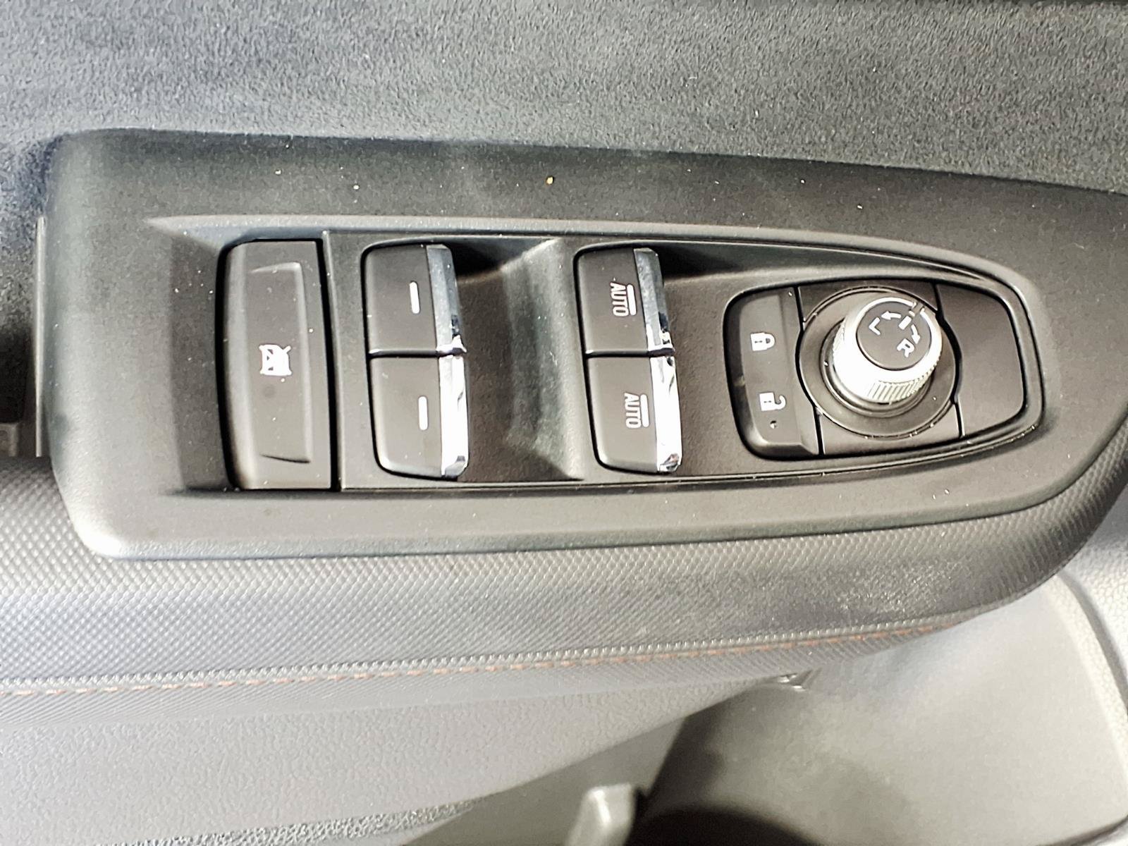 Used 2025 Subaru Forester Touring AWD/4WD image 16