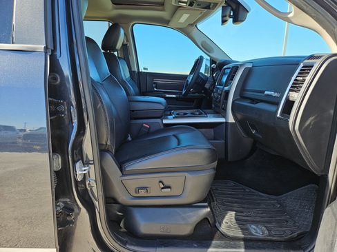 Used 2014 RAM 2500 Laramie w/ Convenience Group image 26
