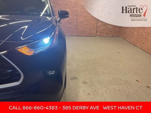 Used 2021 Toyota Highlander XLE image 39