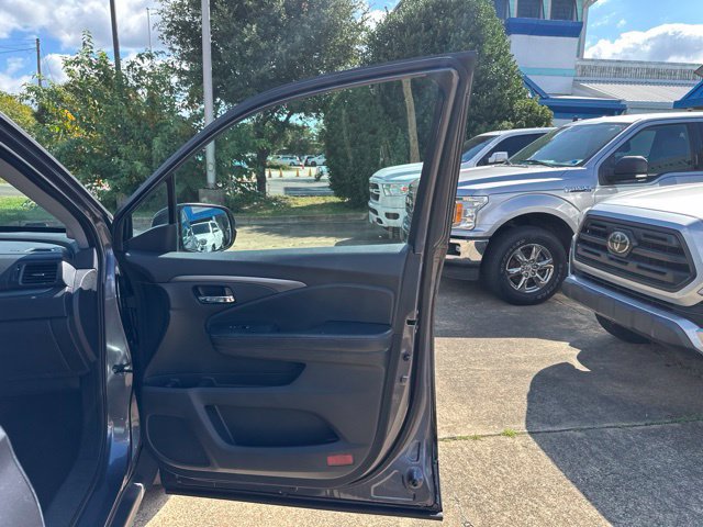 Used 2017 Honda Pilot EX-L image 31