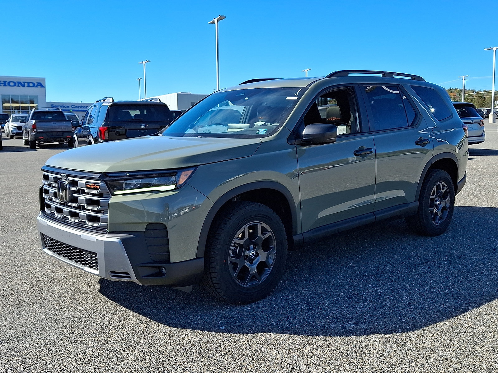 New 2026 Honda Pilot TrailSport image 2