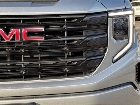 Used 2025 GMC Sierra 1500 Elevation image 53