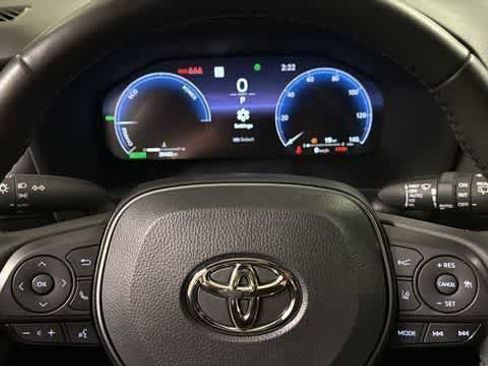Used 2023 Toyota RAV4 XSE AWD/4WD image 16