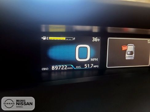 Used 2018 Toyota Prius Three image 7