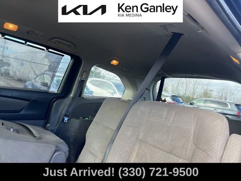 Used 2017 Honda Odyssey SE image 10